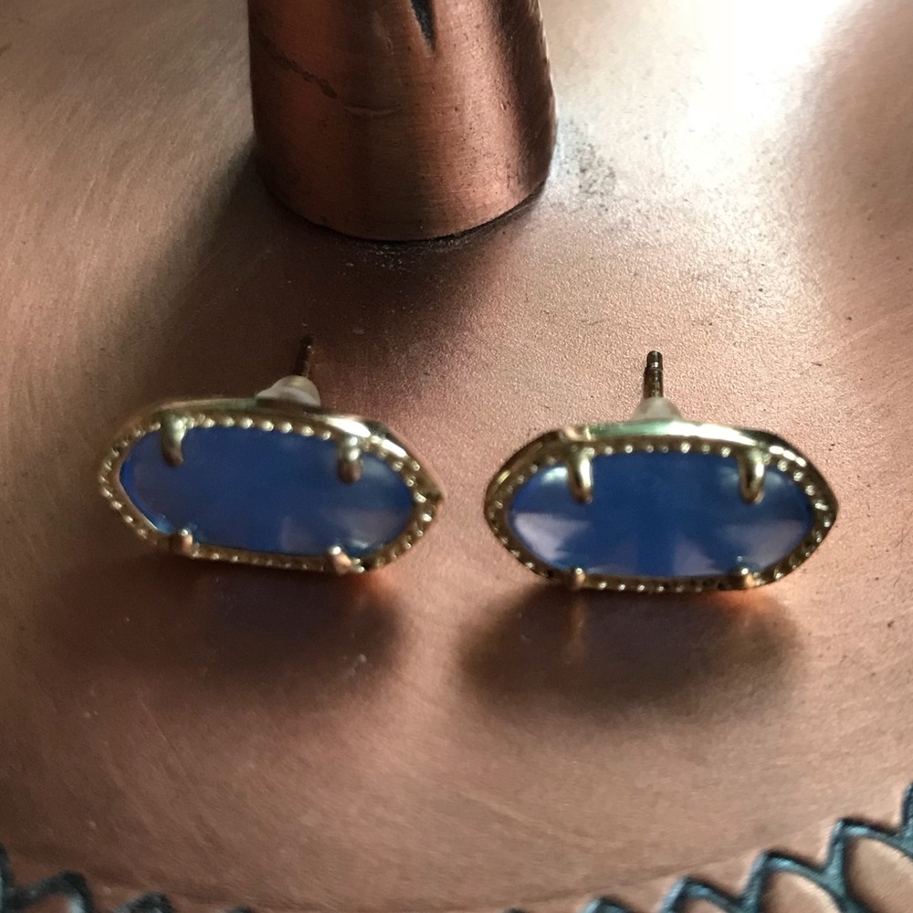 NEW!!! Kendra Scott stud earrings.